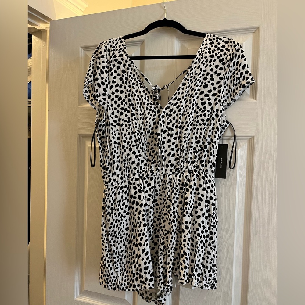 Lulus romper NWT- size L